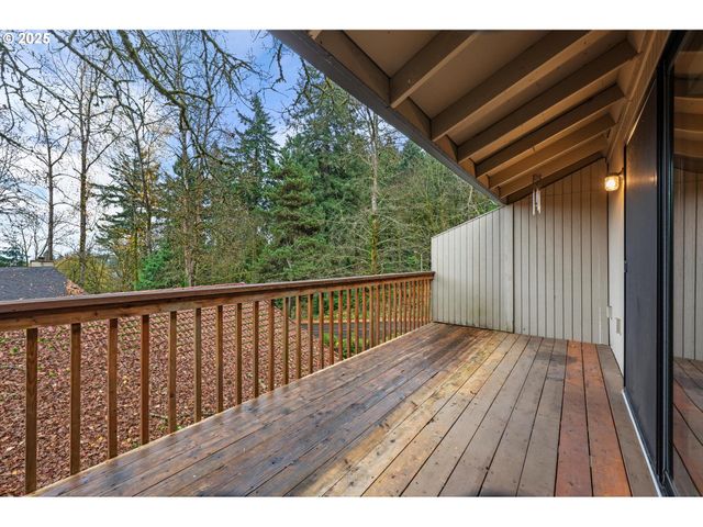 2802 TREETOP Ln, West Linn, OR 97068