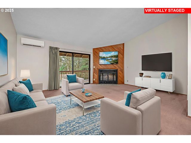 2802 TREETOP Ln, West Linn, OR 97068