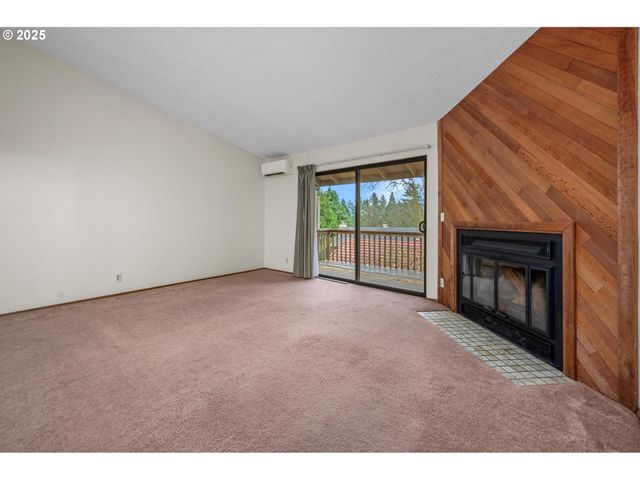 2802 TREETOP Ln, West Linn, OR 97068