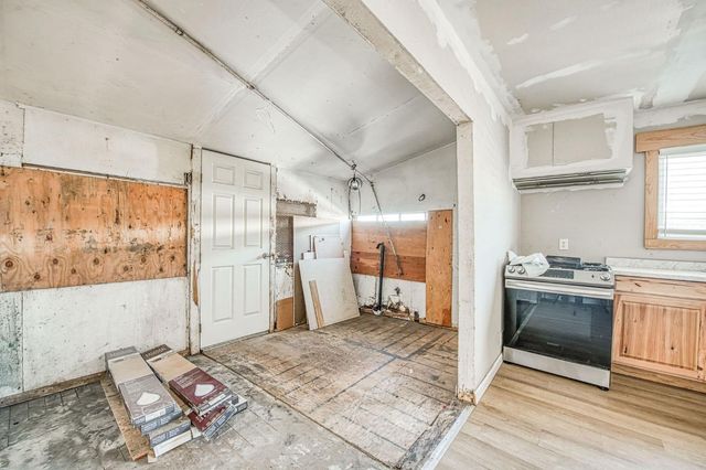 2450 Knowles Street, Selma, CA 93662