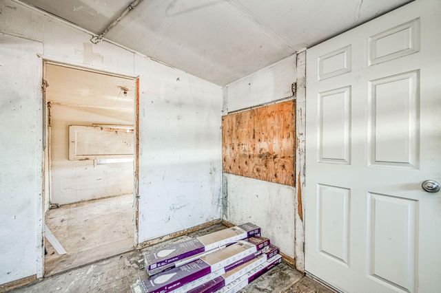 2450 Knowles Street, Selma, CA 93662