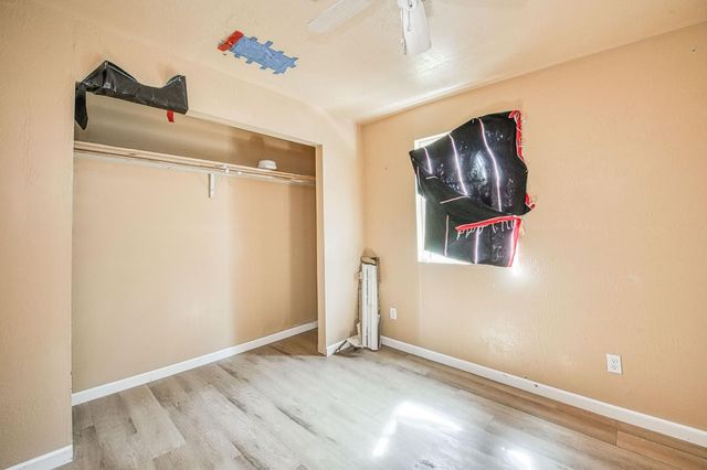 2450 Knowles Street, Selma, CA 93662