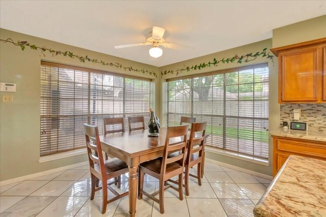 2031 Hillside Oak Lane, Houston, TX 77062