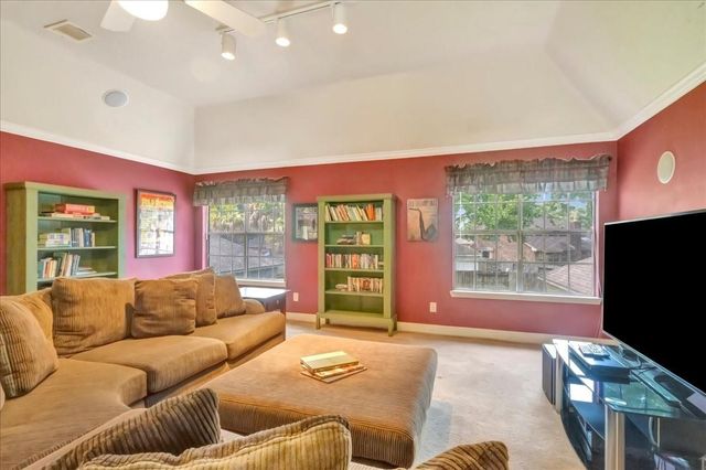2031 Hillside Oak Lane, Houston, TX 77062