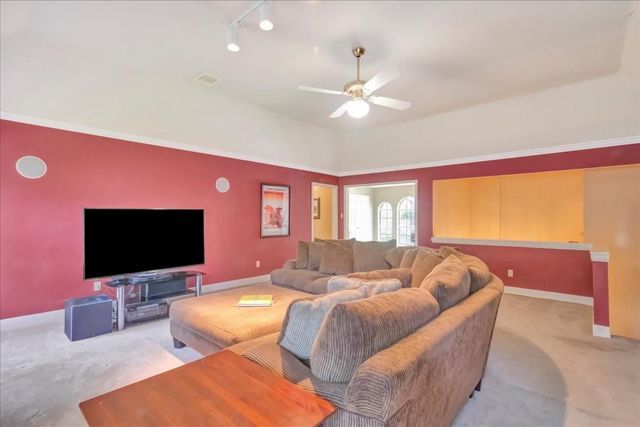 2031 Hillside Oak Lane, Houston, TX 77062
