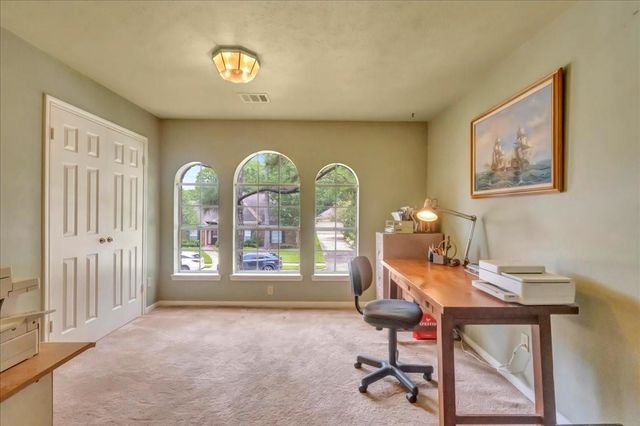 2031 Hillside Oak Lane, Houston, TX 77062