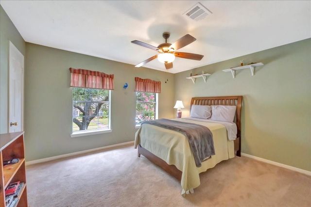 2031 Hillside Oak Lane, Houston, TX 77062