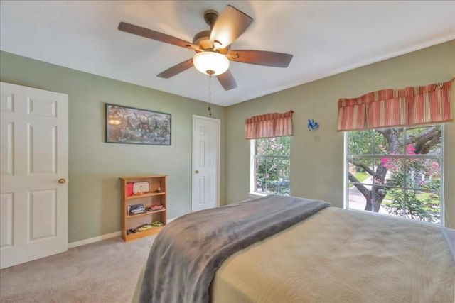2031 Hillside Oak Lane, Houston, TX 77062