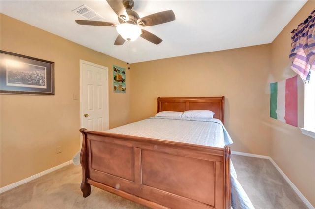 2031 Hillside Oak Lane, Houston, TX 77062