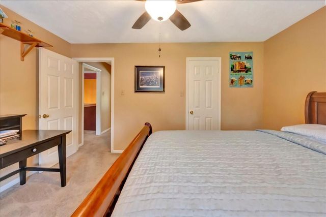2031 Hillside Oak Lane, Houston, TX 77062