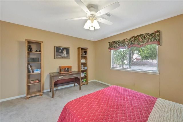 2031 Hillside Oak Lane, Houston, TX 77062