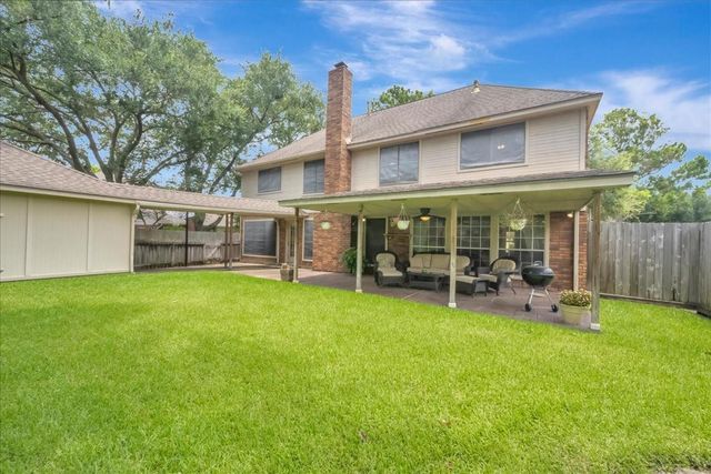 2031 Hillside Oak Lane, Houston, TX 77062