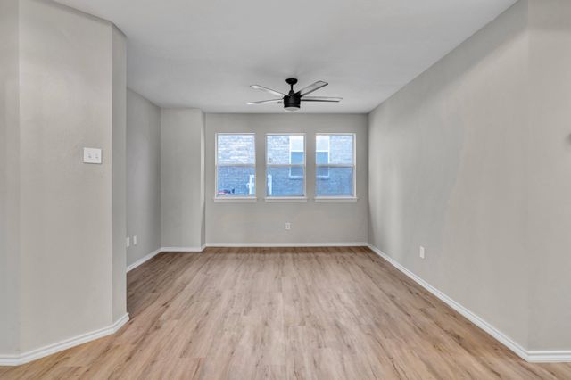 341 Windy Hill Lane, Fort Worth, TX 76108