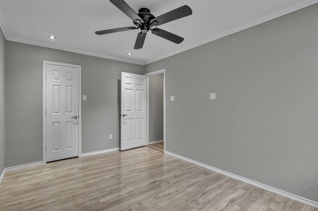 341 Windy Hill Lane, Fort Worth, TX 76108