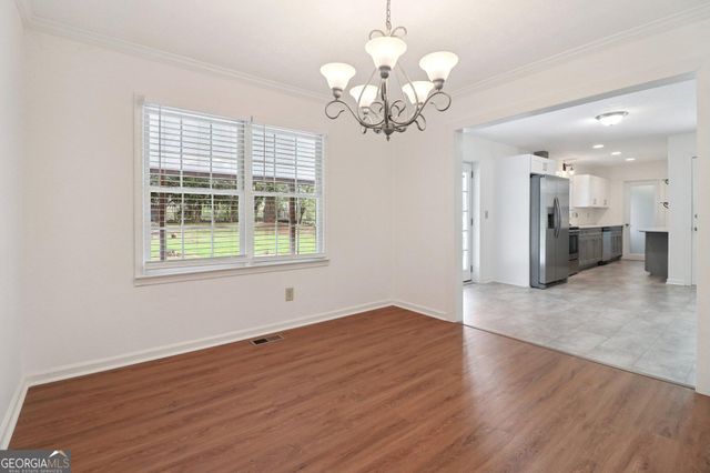 560 Donna Drive SW, Smyrna, GA 30082