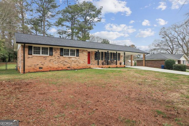 560 Donna Drive SW, Smyrna, GA 30082