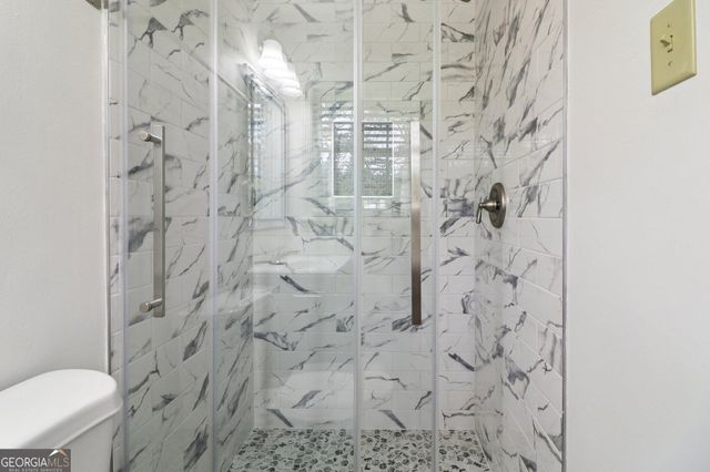 560 Donna Drive SW, Smyrna, GA 30082