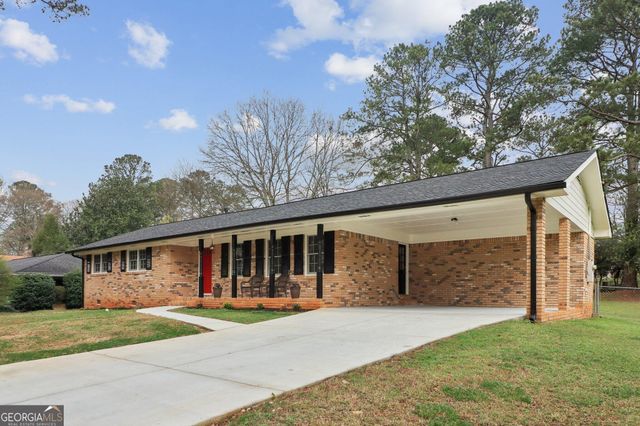 560 Donna Drive SW, Smyrna, GA 30082