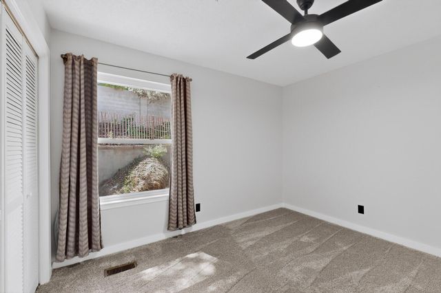 2704 Palo Alto Drive NE, Albuquerque, NM 87112