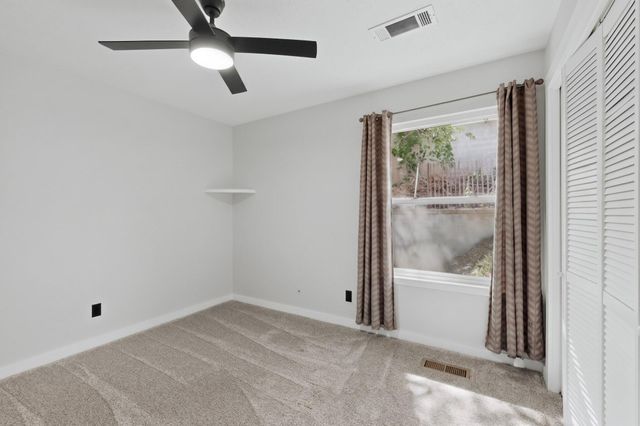 2704 Palo Alto Drive NE, Albuquerque, NM 87112