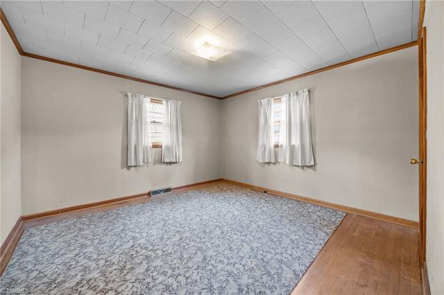 806 7th Avenue, Mayodan, NC 27027