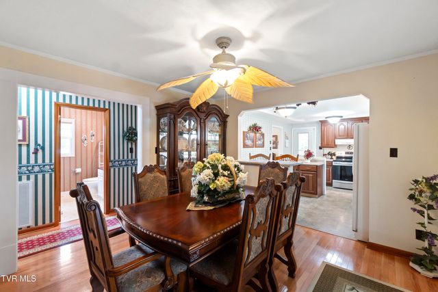 126 Poplar Hill Drive, Johnson City, TN 37604