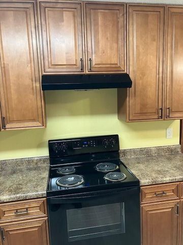 7157 Williamsburg Drive, Riverdale, GA 30274