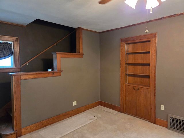 316 W 13th Street, Cedar Falls, IA 50613