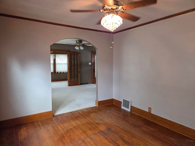 316 W 13th Street, Cedar Falls, IA 50613