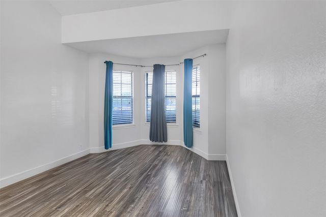 4937 Lomax Drive, Dallas, TX 75227