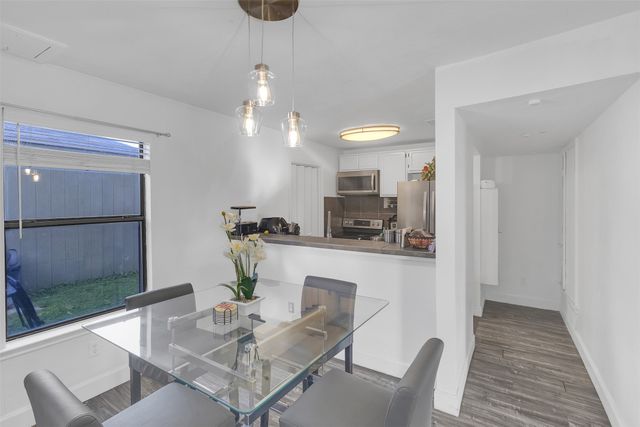 4937 Lomax Drive, Dallas, TX 75227