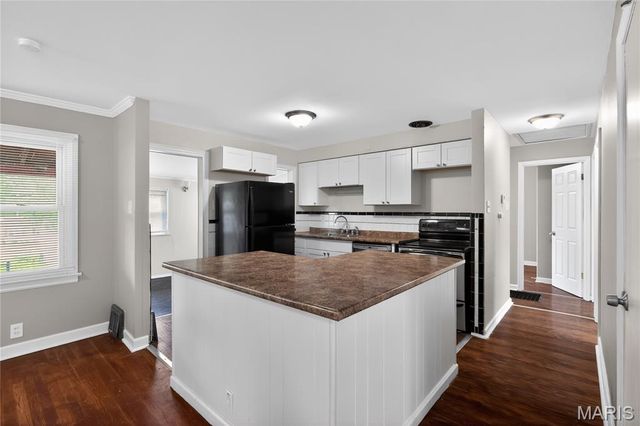 1132 Darr Drive, St Louis, MO 63137