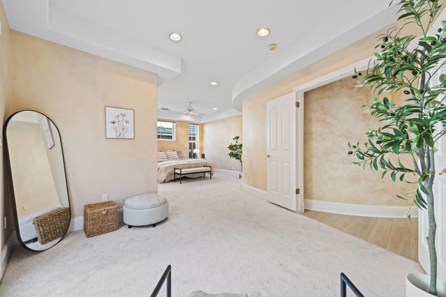 1094 E Newhall Drive, Fresno, CA 93720