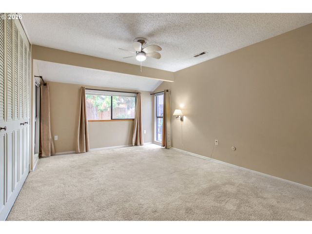 16663 Sw MONTEREY Ln, Portland, OR 97224