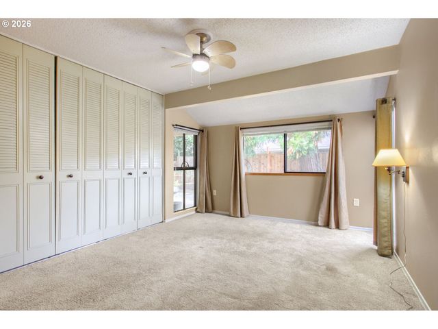16663 Sw MONTEREY Ln, Portland, OR 97224