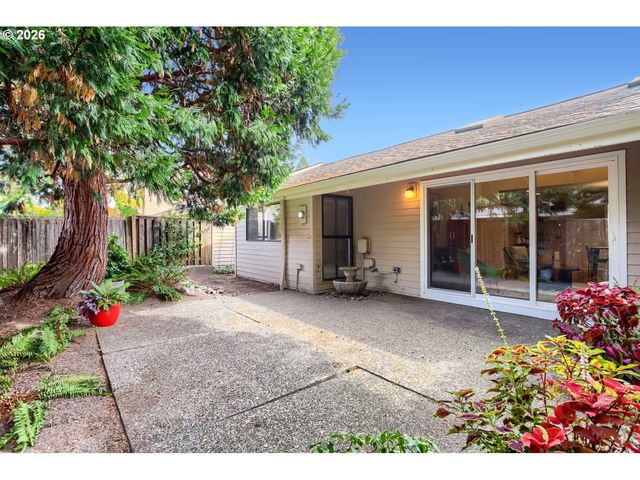 16663 Sw MONTEREY Ln, Portland, OR 97224
