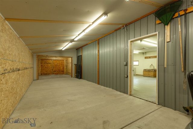 2525 Shatto Drive, Belgrade, MT 59714