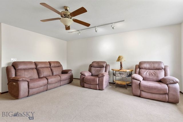 2525 Shatto Drive, Belgrade, MT 59714