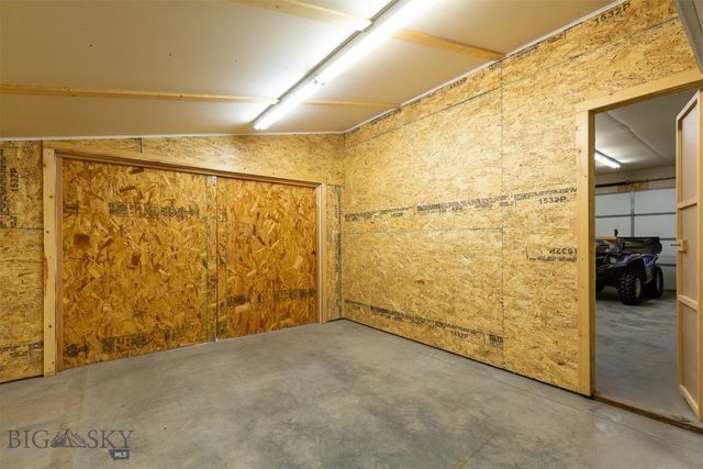 2525 Shatto Drive, Belgrade, MT 59714