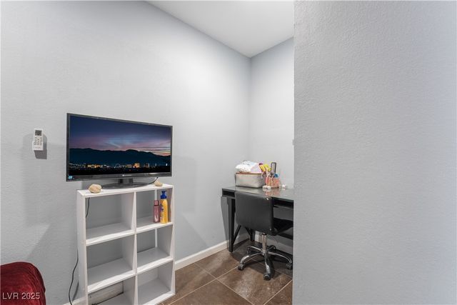 2200 Santa Ynez Drive, Las Vegas, NV 89104