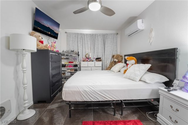 2200 Santa Ynez Drive, Las Vegas, NV 89104