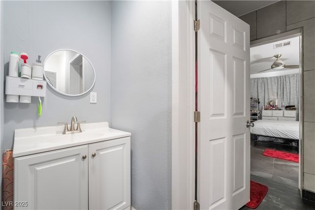 2200 Santa Ynez Drive, Las Vegas, NV 89104