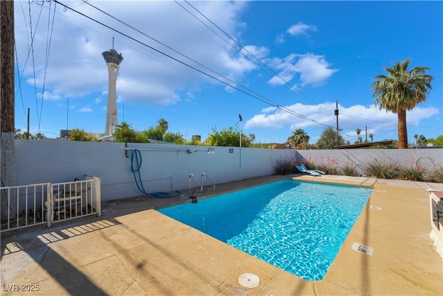 2200 Santa Ynez Drive, Las Vegas, NV 89104