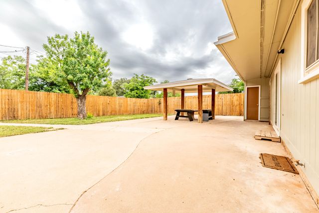 2787 University Avenue, San Angelo, TX 76904