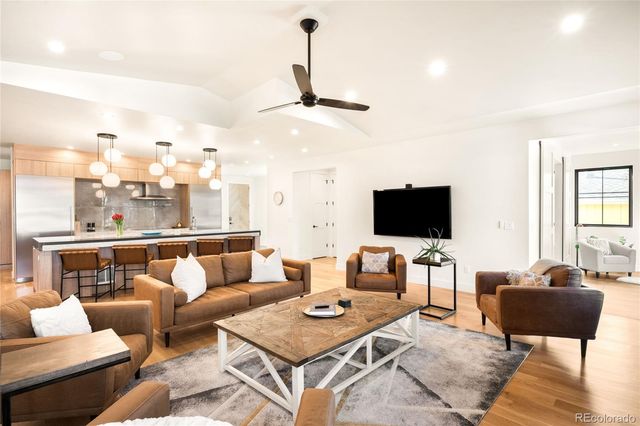 1675 S Steele Street, Denver, CO 80210