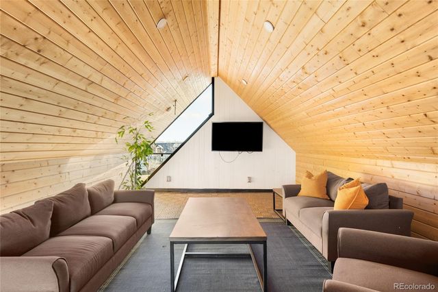 1675 S Steele Street, Denver, CO 80210