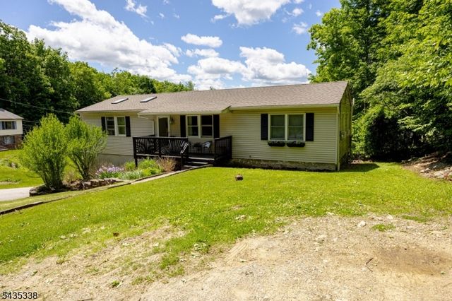1 Bantry Ct, Vernon Twp., NJ 07422