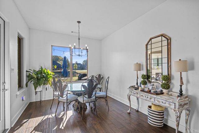 7730 S SHORELINE Boulevard, Benton, AR 72019