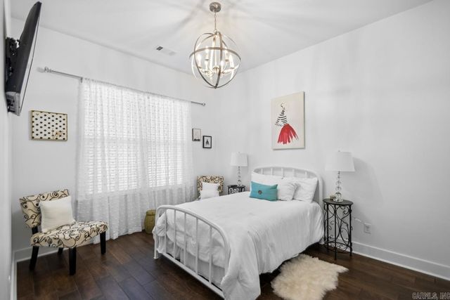 7730 S SHORELINE Boulevard, Benton, AR 72019