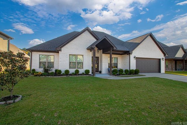 7730 S SHORELINE Boulevard, Benton, AR 72019